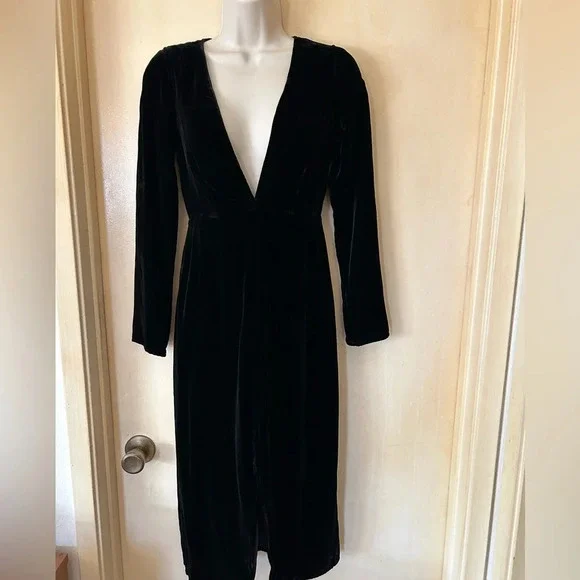 For Love And Lemons | Dresses | For Love And Lemons Black Velvet Collette  Midi Size Xs | Poshmark